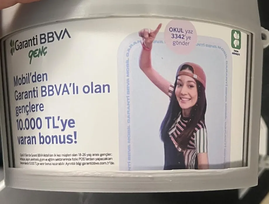 Garanti BBVA campaign printed on a Munulus device